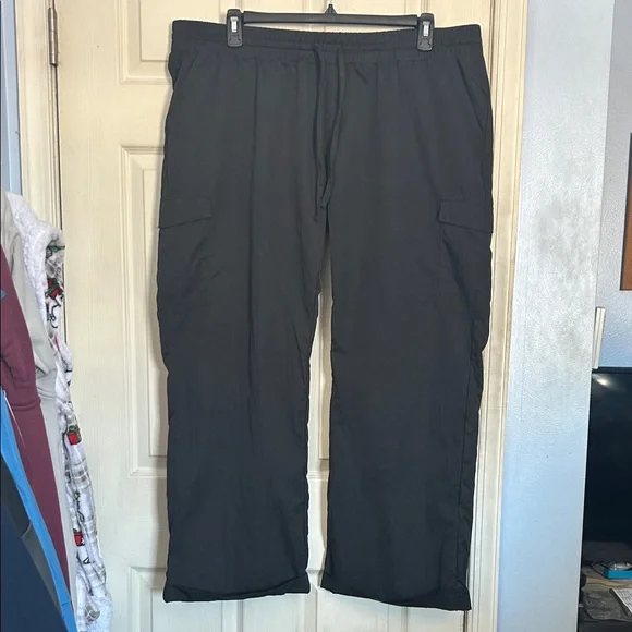 NWT Motherhood Maternity fog utility cargo joggers size XL - Picture 4 of 8